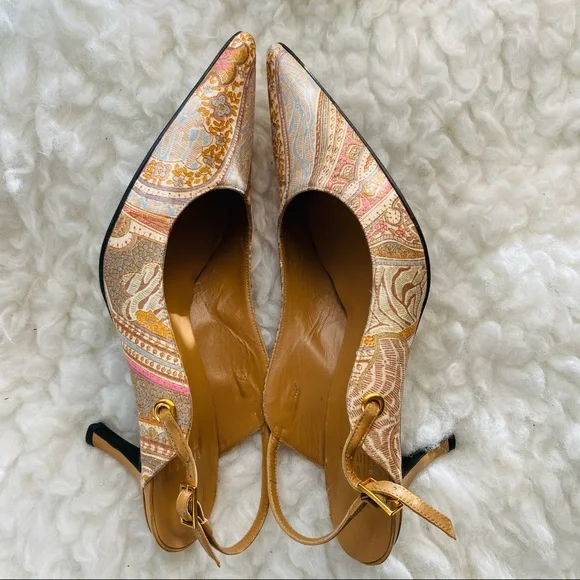 Elegant Multicolor Slingback Heels - Picture 2 of 9